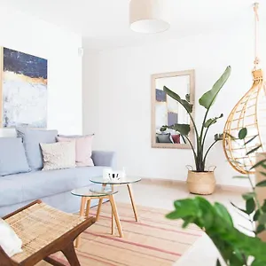 lovelysunny-apartament-near-poris-beach.in-canary-islands.com/